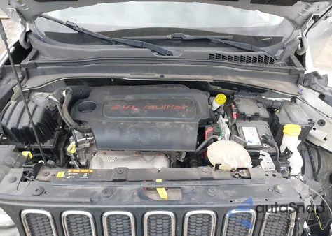 2017 Jeep Renegade Latitude Fwd z USA, uszkodzony, nr VIN ZACCJABB6HPF83565